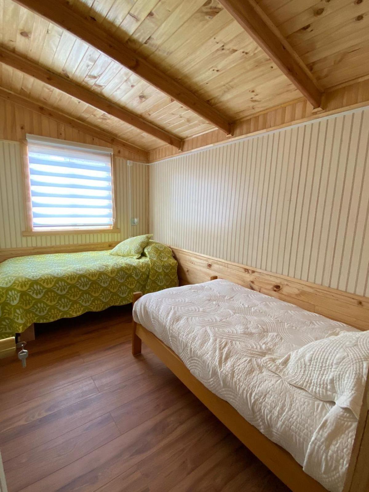 Cabanas Robinson Puerto Puyuguapi Room photo